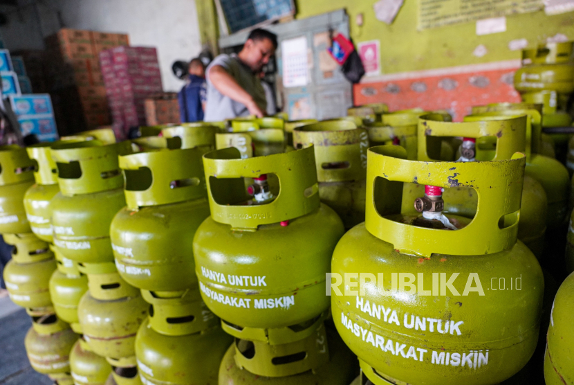 PT Pertamina Patra Niaga Regional Jawa Bagian Barat (JBB) melakukan pengecekan pangkalan LPG 3 kg di sejumlah titik