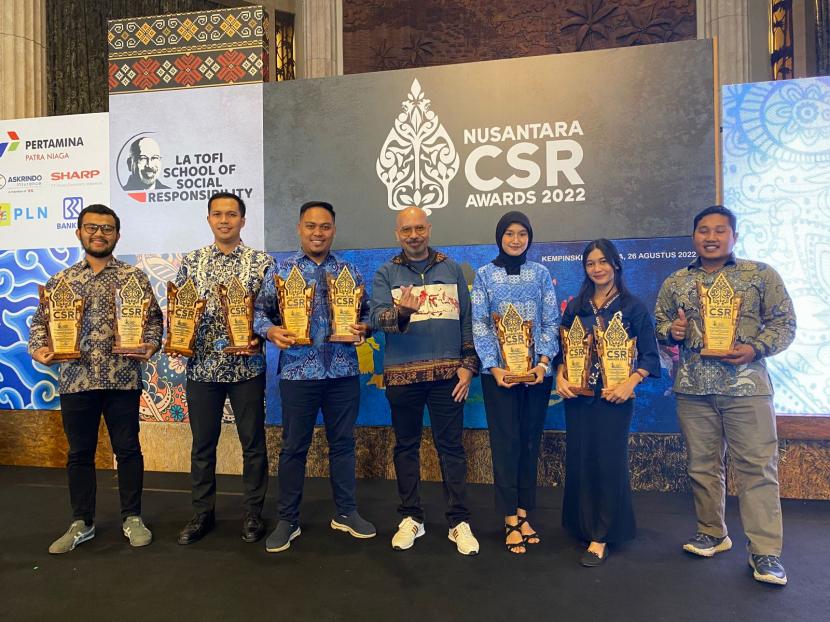 PT Pertamina Patra Niaga Regional Jawa Bagian Tengah memperoleh 11 penghargaan pada ajang Nusantara CSR Award yang diselenggarakan oleh La Tofi School of Social Responsibility, pada Jumat malam (26/8/2022) di Jakarta.