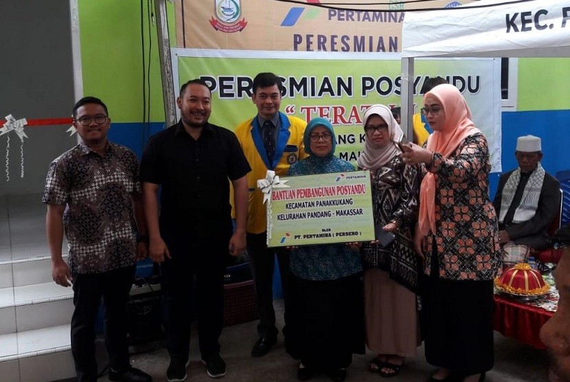 PT Pertamina (Persero) Marketing Operation Region VII Sulawesi melalui program Bina Lingkungan meresmikan bantuan pembangunan Posyandu Mandiri Teratai II di Kelurahan Pandang, Panakukang, Makassar, Sulawesi Selatan, Sabtu (07/07).