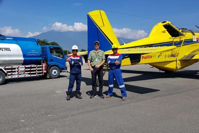 PT Pertamina (Persero) mengirimkan pasokan solar ke Palu, Sulawesi Tengah, dengan menggunakan pesawat Air Tractor dari Bandara Juwata Tarakan, Kalimantan Utara.