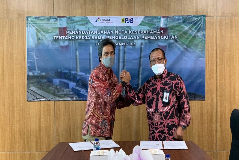 PT Pertamina Power Indonesia sebagai subholding Power & NRE (Pertamina NRE) dan PT Pembangkit Jawa Bali (PJB) menandatangani nota kesepahaman tentang kerja sama pengelolaan pembangkitan pada Kamis (2/12). 