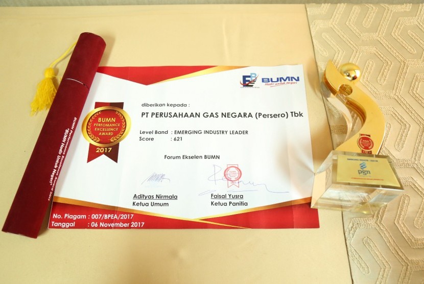 PT Perusahaan Gas Negara (Persero) Tbk (PGN) kembali menerima BUMN Performance Excellence Award 2017. 