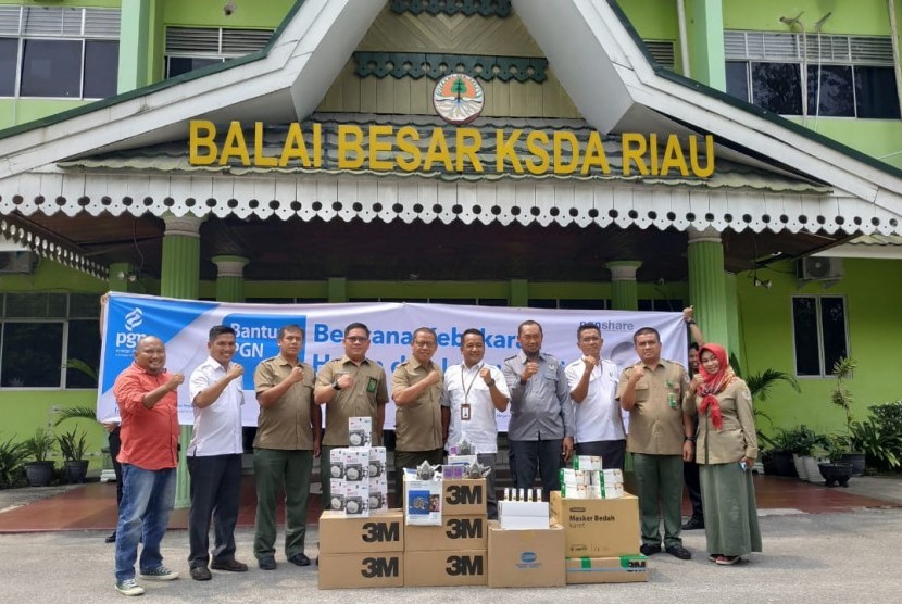 PT Perusahaan Gas Negara Tbk (PGN) menyalurkan bantuan kepada masyarakat korban bencana kabut asap dan kebakaran hutan (Karhutla) yang melanda beberapa daerah di Riau.