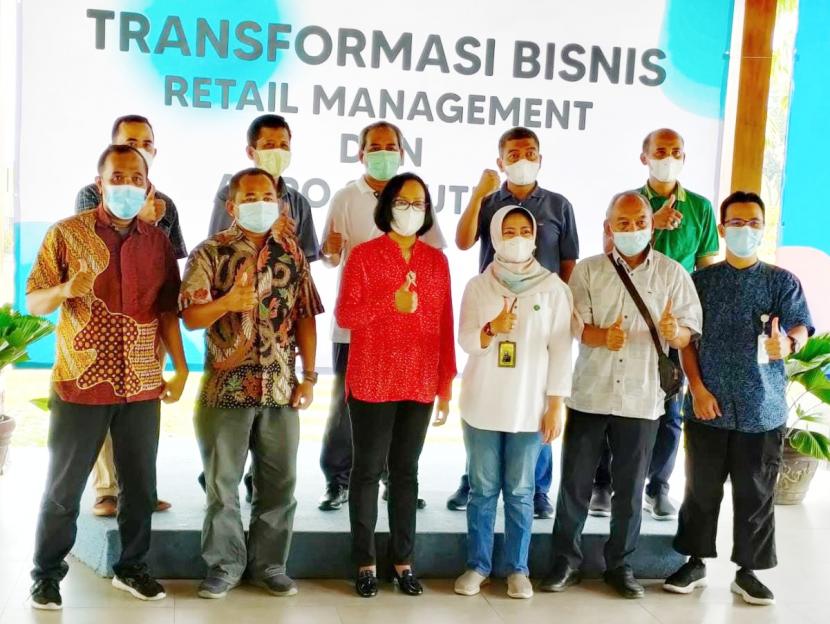 PT Perusahaan Perdagangan Indonesia (Persero) atau PPI dan Petrokimia Gresik menandatangani Joint Business Planning (JBP) Retail Management atau Customer Centric Model (CCM) di Gresik pada Jumat, (5/3).
