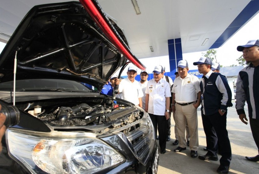 PT PGN melakukan sosialisasi pembagian dan pemasangan konverter kit untuk kendaraan dinas dan angkutan kota (angkot) Pemerintah Provinsi Lampung. 