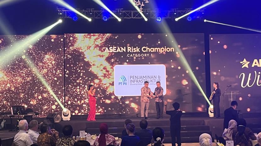 PT PII mendapatkan 3 penghargaan sekaligus dalam ajang ASEAN Risk Award 2022.