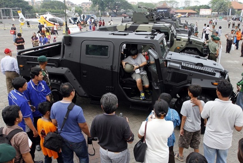 PT Pindad (Persero) exhibits its tactical vehicle called 