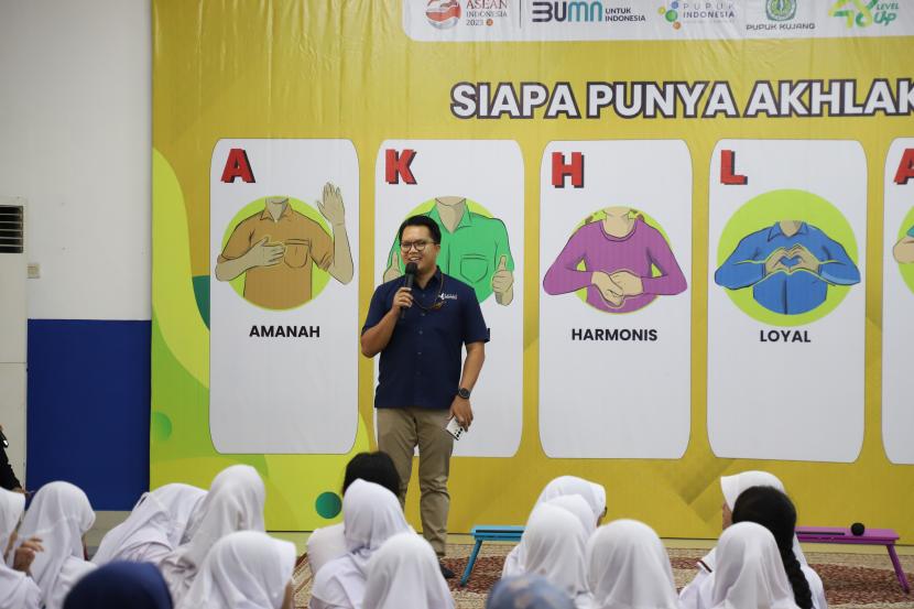 PT Pupuk Indonesia (Persero) menanamkan nilai-nilai Akhlak sejak dini melalui Program Akhlak Keluarga (Akar).