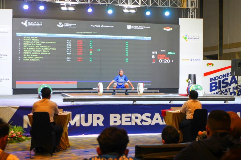 PT Pupuk Kalimantan Timur (PKT) mendukung pengembangan olahraga angkat besi dalam penyelenggaraan Kejuaraan Nasional Angkat Besi Youth dan Junior Pupuk Indonesia 2023.