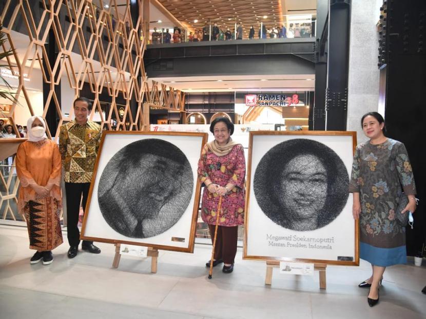 PT Pupuk Sriwidjadja (Pusri) Palembang, anak perusahaan PT Pupuk Indonesia (Persero), turut berpartisipasi dalam peresmian Gedung Sarinah di Jakarta. Pusri Palembang berpartisipasi melalui Mitra Binannya yang menghadirkan String Art dalam Pameran Cerita Jakarta.