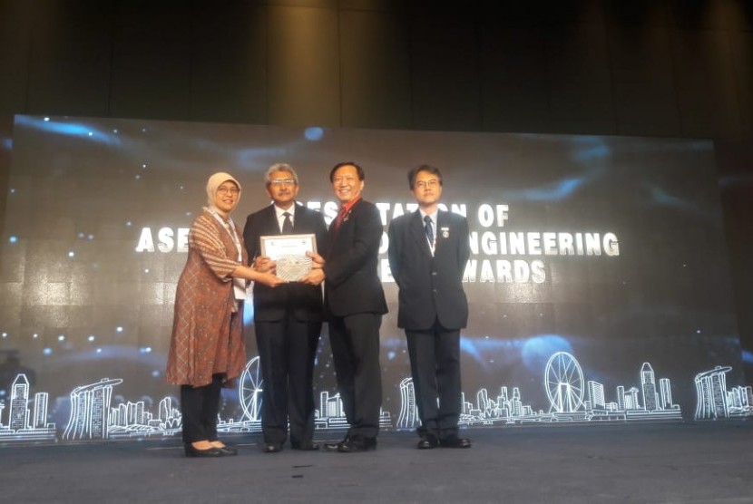 PT Rekind Raih Penghargaan ASEAN Engineering Award 2018.