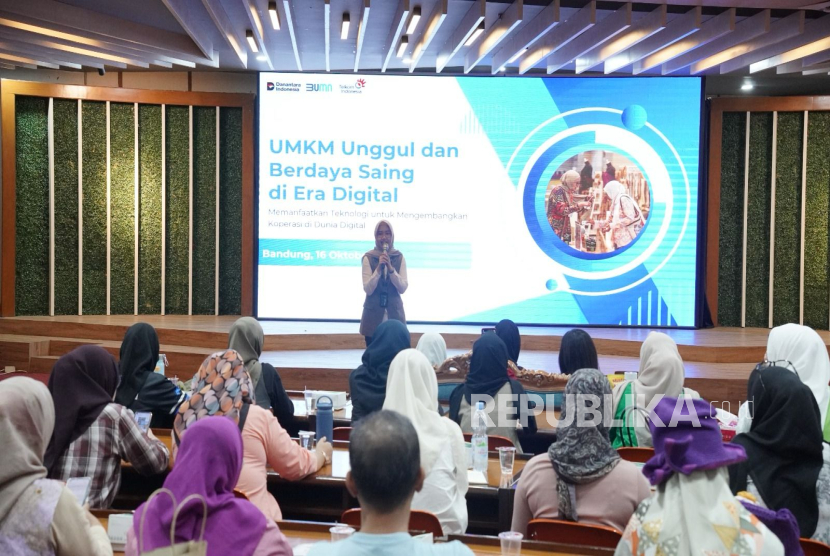 Telkom Jabar Dukung Akselerasi Pertumbuhan UKM Bandung Lewat Digitalisasi
