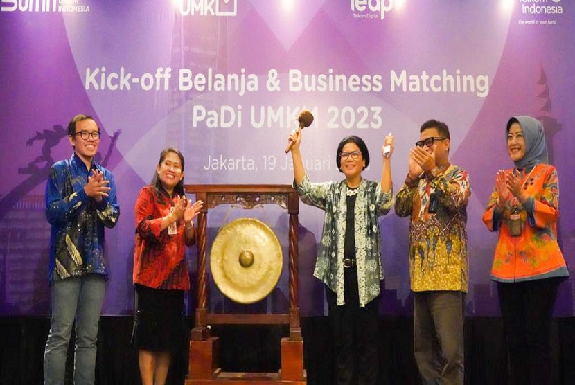 PT Telkom Indonesia (Persero) Tbk (Telkom) melalui platform digital PaDi UMKM mengadakan acara Business Matching yang berlangsung di Aryaduta Hotel, Jakarta (19/1). Melalui acara ini, Telkom mencatatkan nilai transaksi hingga lebih dari Rp 30 miliar dengan peningkatan sebesar 2,5 kali lipat lebih tinggi dibandingkan nilai transaksi sepanjang tahun 2022.