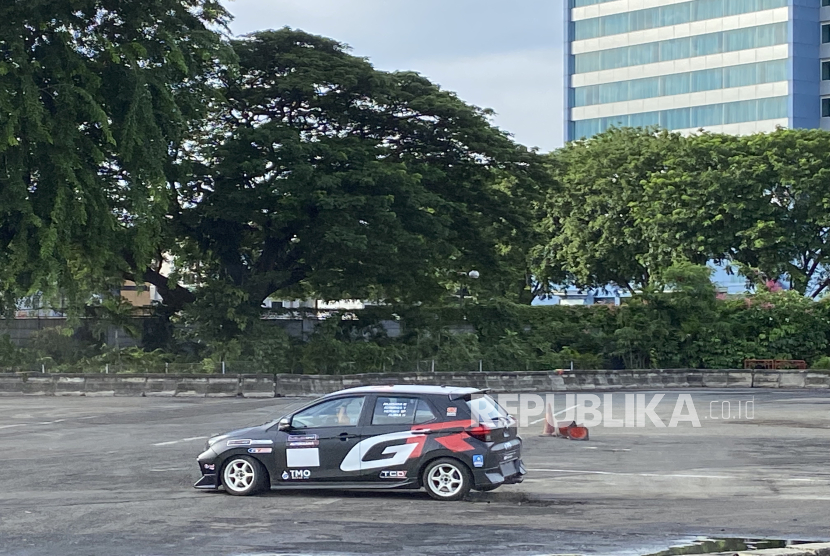 PT Toyota Astra Motor merilis Toyota Agya GR Sport Stylix pada ajang Indonesia International Motor Show (IIMS) 2025, Kamis (13/2/2025).