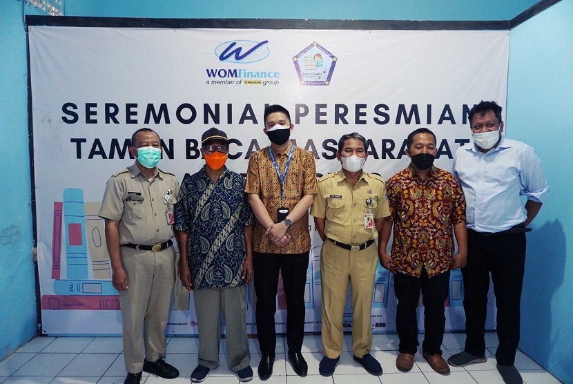 PT Wahana Ottomitra Multiartha Tbk (WOM Finance) meresmikan Taman Baca Masyarakat (TBM) Bahari Cerdas di Jakarta Utara pada Senin (24/1). Taman Baca yang terletak di Kelurahan Tanjung Priok ini diresmikan langsung Financial Planning and Investor Relation Division Head WOM Finance Erik Tanudjaja didampingi oleh Kunkun Surya lesmana, Ketua RW 03, Kelurahan Tanjung Priok.