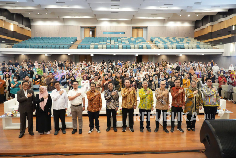 Public Expose Jurnal JKN Seminar Nasional: Mewujudkan Layanan Kesehatan yang Setara, Berkualitas dan Berkelanjutan melalui Dukungan Multisektor, Kamis (17/7/2025).