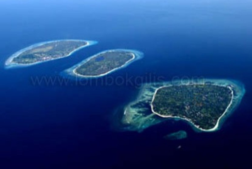 Pulau kecil di Indonesia
