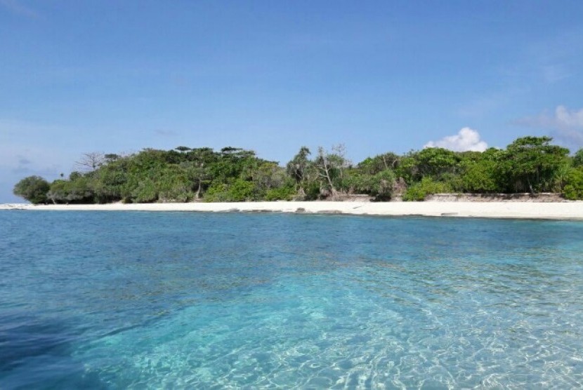 Pulau Nailaka yang bersebelahan dengan Pulau Run, Banda, Maluku Tengah.