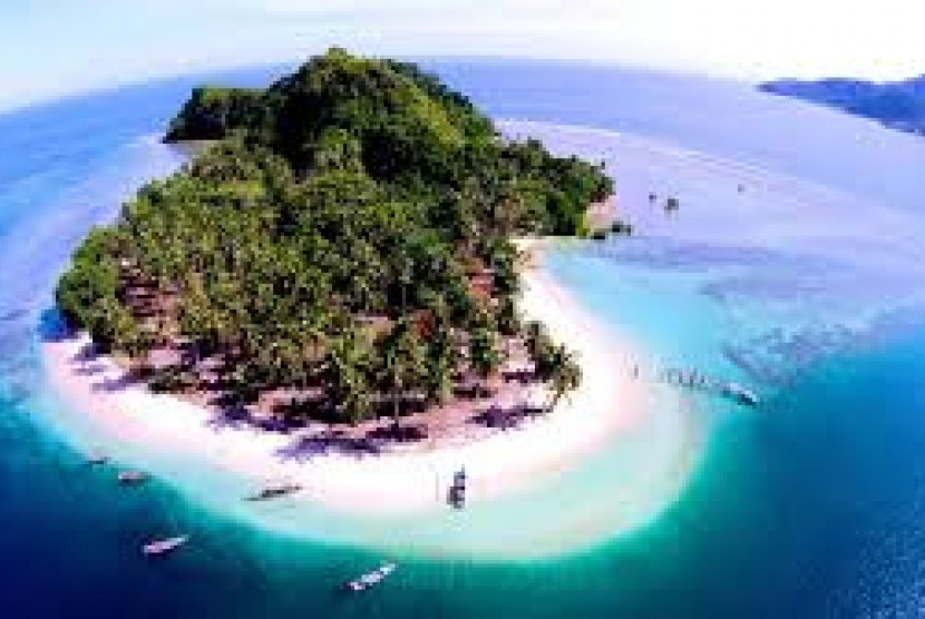 40 Ribu Wisatawan Kunjungi Pulau Pasumpahan | Republika Online