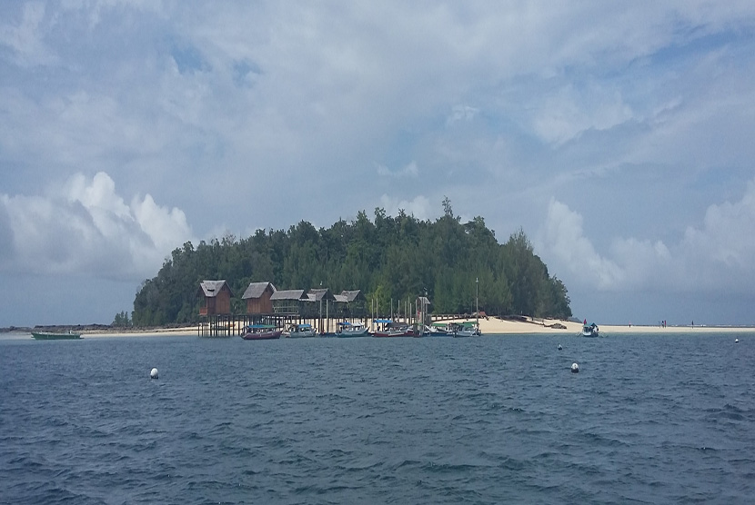 Wisata Pulau Saronde Dibuka dengan Protokol Kesehatan.