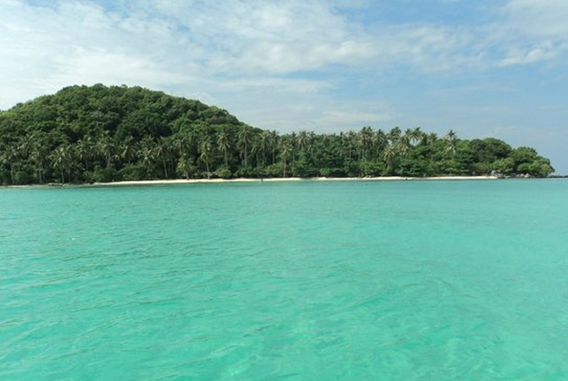 Pulau Tangah.