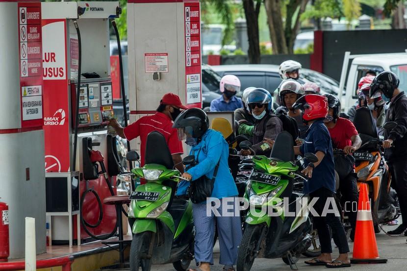 Pemerintah berencana untuk menghapuskan bahan bakar premium dari peredaran. Hal ini didukung oleh Yayasan Lembaga Konsumen Indonesia (YLKI).