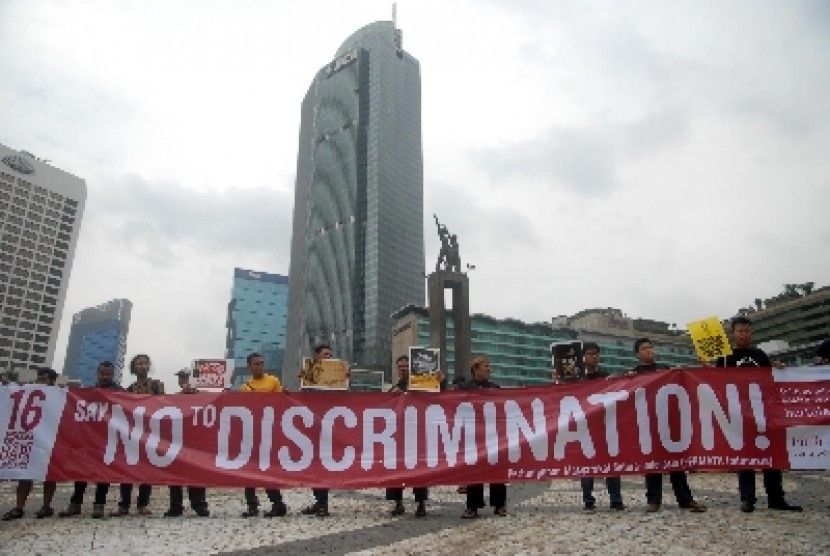 Puluhan massa yang tergabung dalam Aliansi Masyarakat Sipil untuk Toleransi melakukan aksi damai memperingati Hari Toleransi Internasional di Bundaran HI, Jakarta. (Ilustrasi).