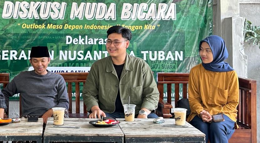 Puluhan milenial anggota Gerakan Nusantara untuk Amin Wilayah Pantura Jatim deklarasi mendukung pasangan Anies-Muhaimin.
