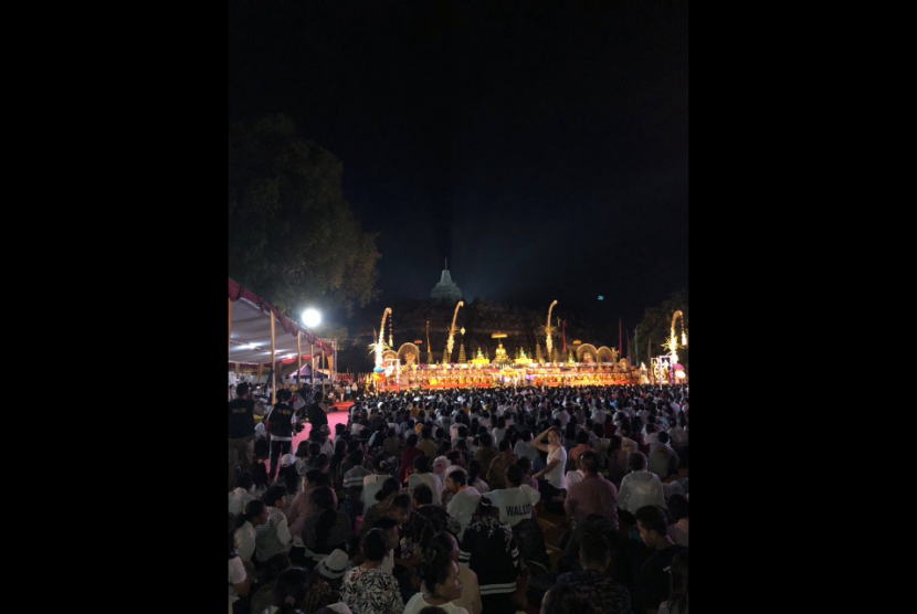 puncak peringatan Hari Raya Waisyak 2018 di Candi Borobudur yang dilaksanakan oleh WALUBI 