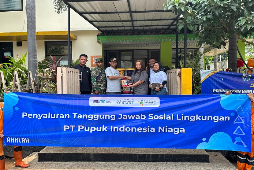 Pupuk Indonesia Niaga memberikan bantuan berupa cat untuk mempercantik lingkungan di kelurahan Kalibata - Jakarta Selatan. Kegiatan ini merupakan bagian dari komitmen PI Niaga untuk senantiasa mendukung pembangunan dan kesejahteraan lingkungan di sekitar kantor Pusat.