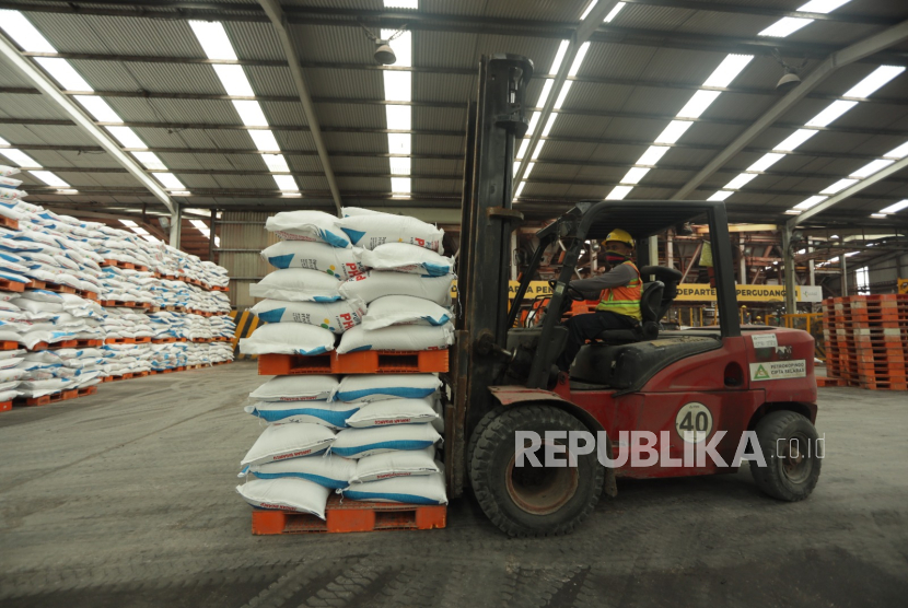 Pupuk Indonesia Siap Dukung Kebijakan Penurunan HET