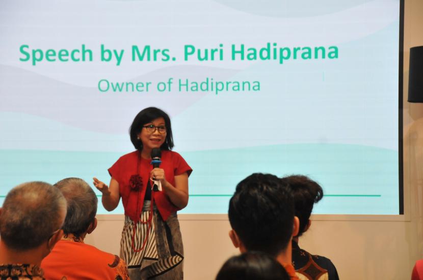 Puri Hadiprana selaku Commissioner of Hadiprana Gallery. Acara Kids Art Awards dalam mengenalkan asuransi jiwa kepada anak-anak sejak dini.