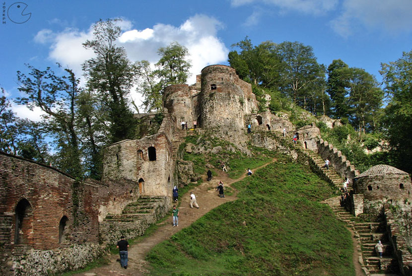 Puri Rudkhan di Iran