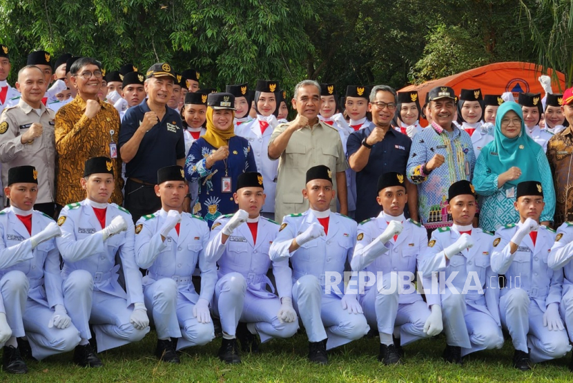 Purna Paskibraka Indonesia menggelar kegiatan interaksi siswa siswi (Atraksi) yang dihadiri 1.018 peserta dari berbagai sekolah di Jakarta. 