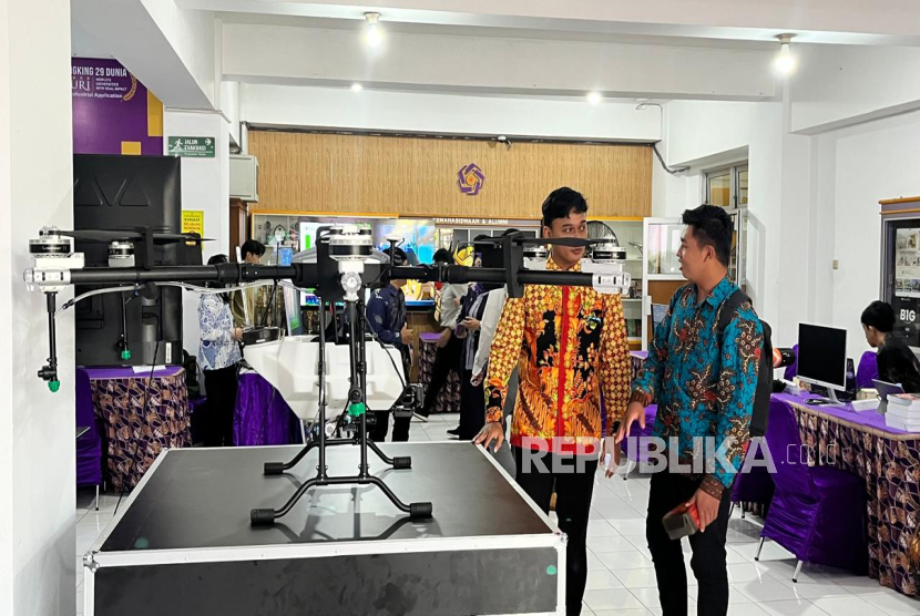 Pusat Pengembangan Artificial Intelligence (AI) yang diresmikan Universitas Amikom Yogyakarta, Senin (4/8/2025). 
