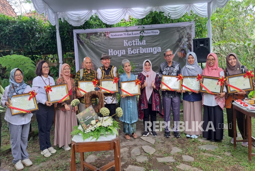 Pusat Perlindungan Varietas Tanaman dan Perizinan Pertanian (Pusat PVTPP) Kementerian Pertanian (Kementan) terus mendorong pengembangan dan pelestarian Hoya Yogyakarta.