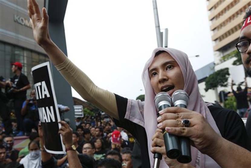 Anak Anwar Ibrahim Mundur Sebagai Wapres PKR | Republika Online