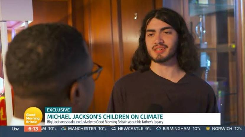 Putra Michael Jackson, Bigi Jackson, dalam wawancara terkait perubahan iklim.