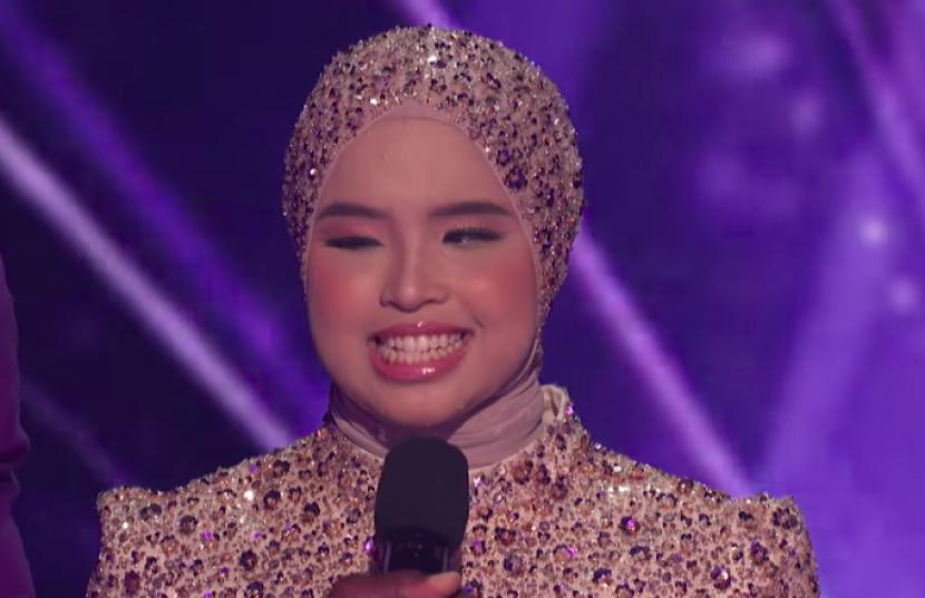 Putri Ariani saat tampil di semifinal AGT pada Rabu (6/9/2023). Penampilan Putri mendapat dukungan dari musisi Tanah Air. 