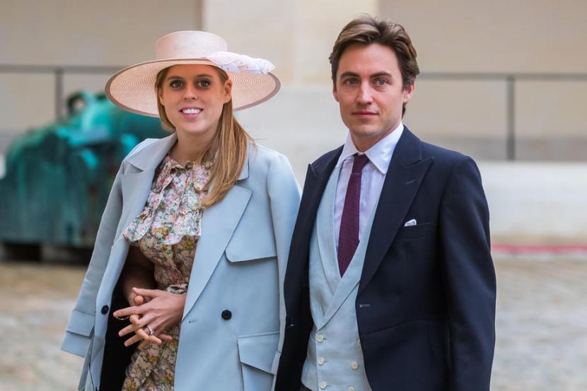 Putri Beatrice menikah dengan Edoardo Mapelli Mozzi di Windsor pada Jumat (17/7) pagi waktu setempat.