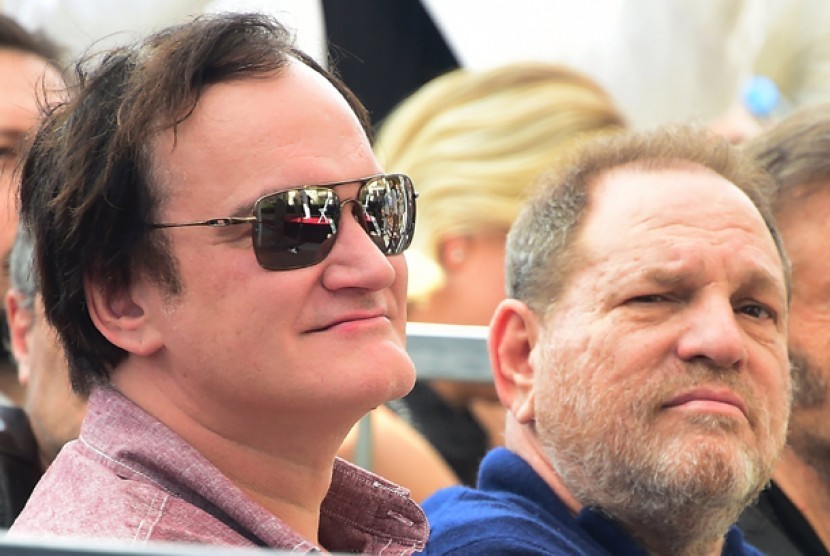 Qunentin Tarantino (kiri) dan Weinstein.