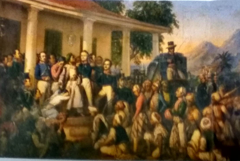 Pangeran Diponegoro naik kuda, mengenakan jubah dan surban, ketika beristirahat bersama pasukannya di bantaran sungai Progo, pada penghujung tahun 1830. 