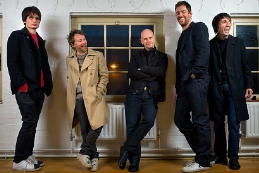 Personel Radiohead kesulitan menyamakan jadwal sehingga belum punya karya musik baru hingga sekarang.