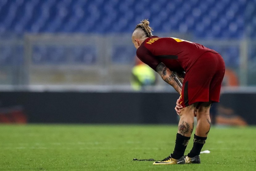 Radja Nainggolan saat menjadi gelandang AS Roma.