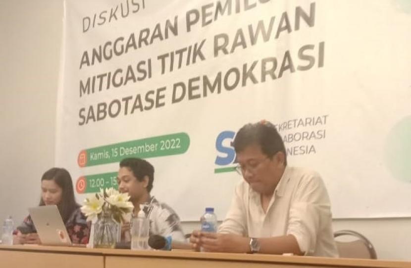 Sekjen Sekretariat Kolaborasi Indonesia (SKI), Raharja Waluya Jati, dalam acara diskusi 'Anggaran Pemilu 2024: Mitigasi Titik Rawan Demokrasi' di Jakarta, Kamis (15/12/2022)