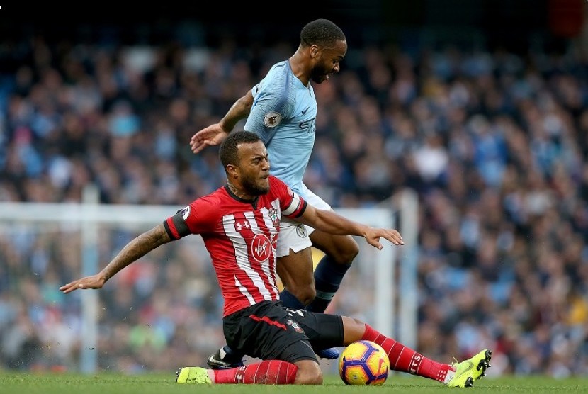 Raheem Sterling dijegal pemain Southampton.