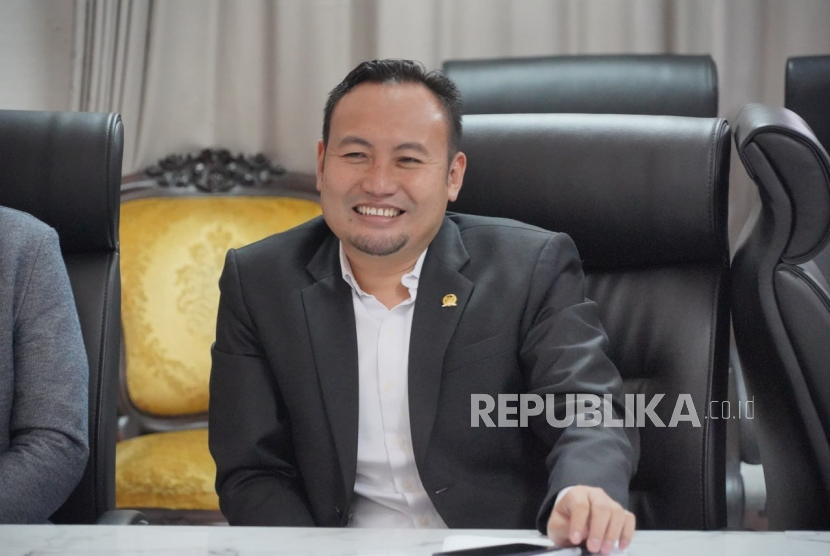 Rahmat Saleh, Anggota Komisi IV DPR RI & Mahasiswa Doktoral Ilmu Komunikasi Usahid Jakarta