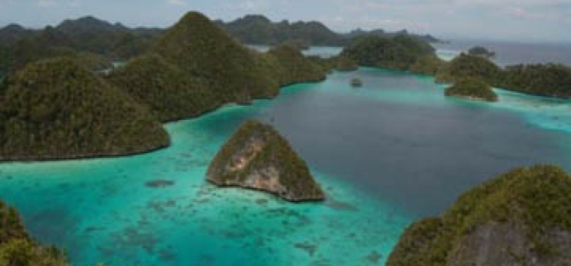 Raja Ampat di Papua adalah salah satu tempat di Indonesia yang disebut-sebut sebagai surga dunia.