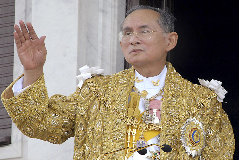  Raja Bhumibol Adulyadej 