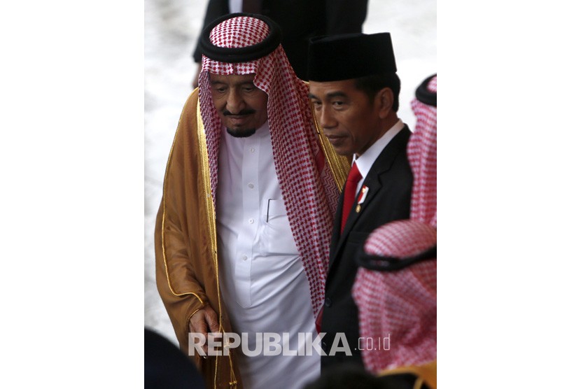 Raja Salman saat bertemu Presiden Joko Widodo di Istana Bogor, Rabu (1/3).